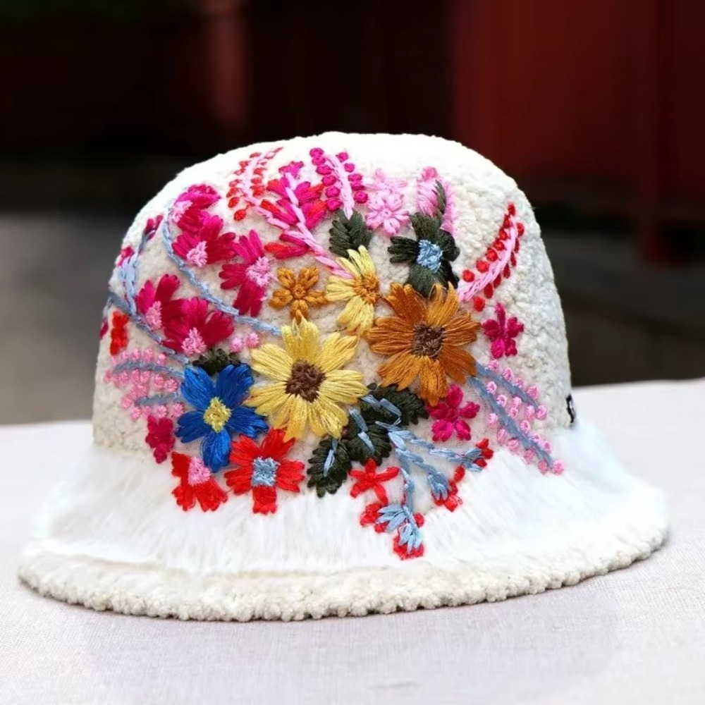 Winter Ethnic Fashion For Women - Gorros Vintage a la moda para