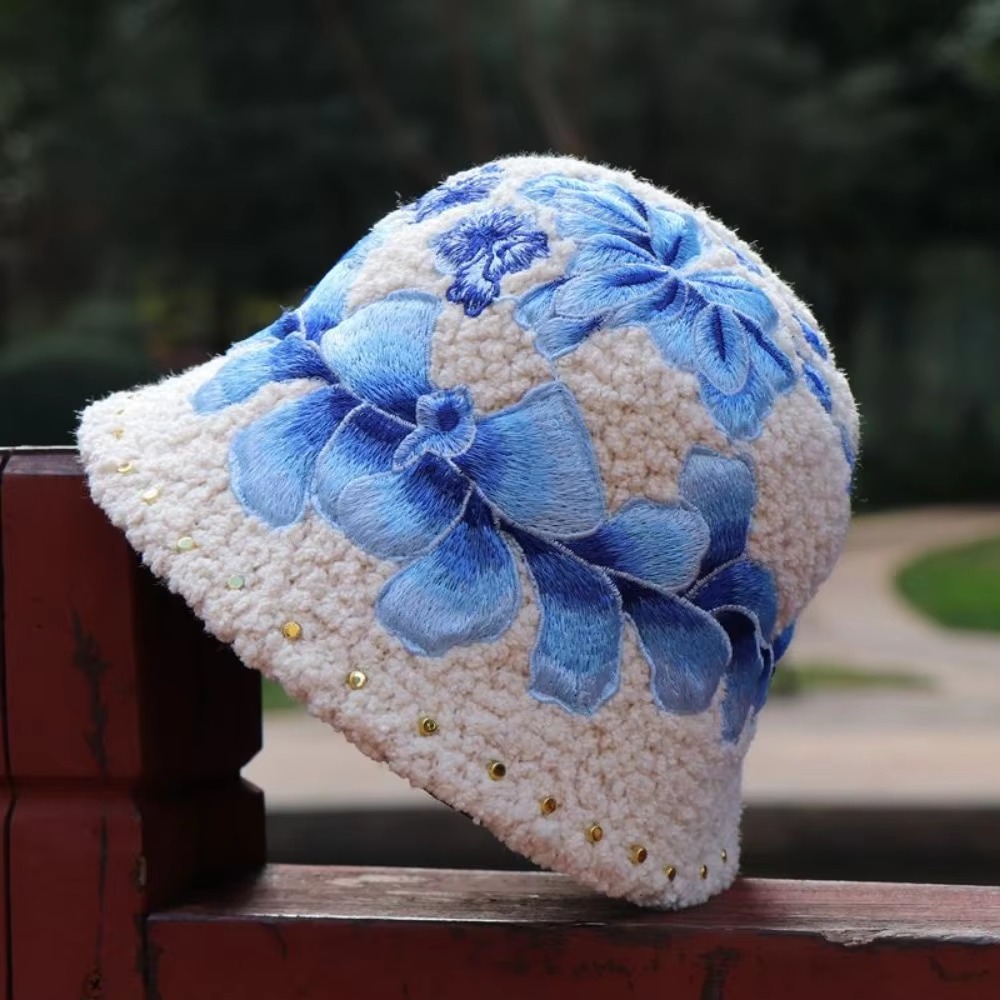 Gorros Vintage a la moda para  - Winter Ethnic Fashion For Women reseña y precio