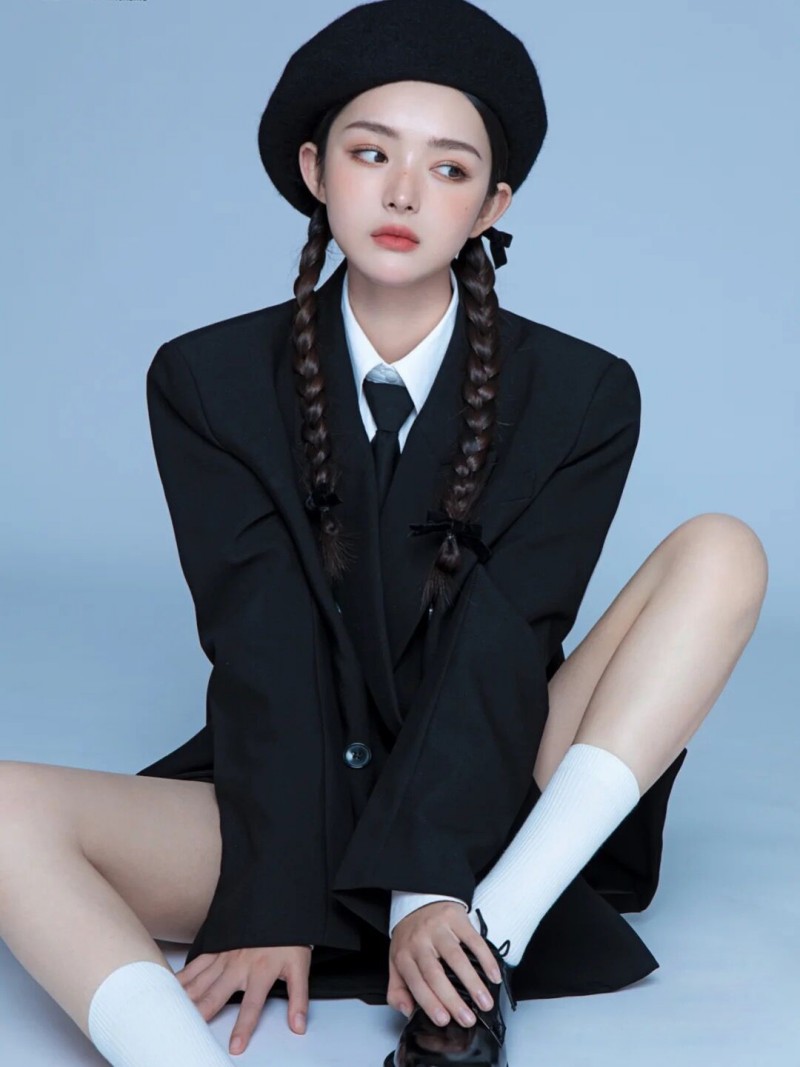 Nuevo Traje de Fotografía de R - Ethnic Fashion Brands reseña y precio