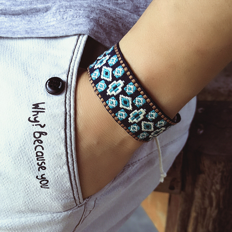 Pulseras de algodón y lino tej - Ethnic Fashion Brands reseña y precio