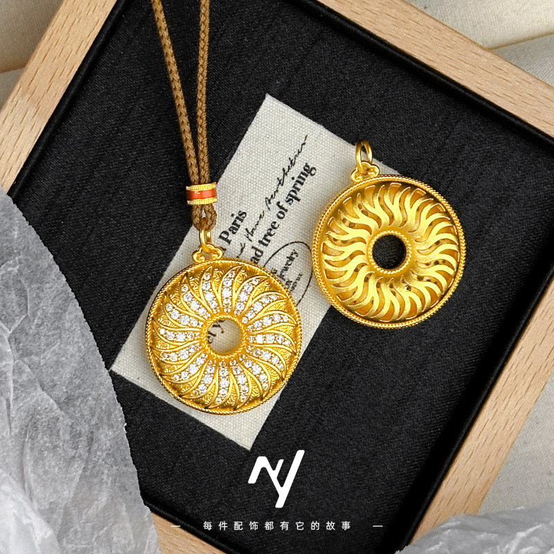 Collar con colgante de girasol - Ethnic Fashion Store reseña y precio